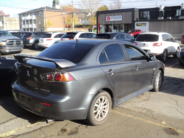 ** MITSUBISHI LANCER SE 2011 **