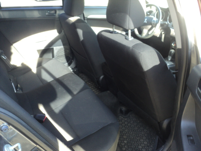 ** MITSUBISHI LANCER SE 2011 **