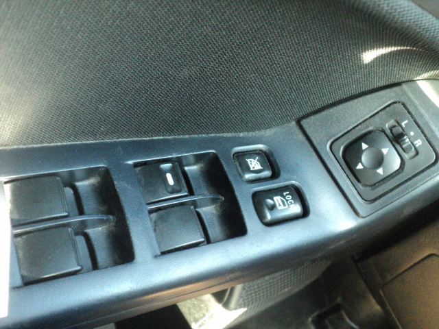 ** MITSUBISHI LANCER SE 2011 **