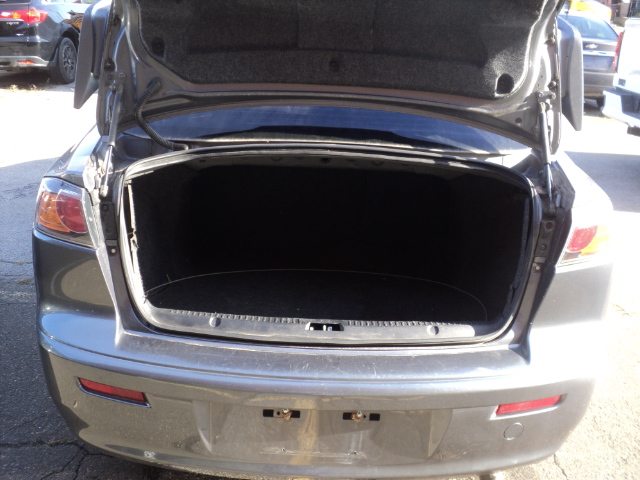 ** MITSUBISHI LANCER SE 2011 **